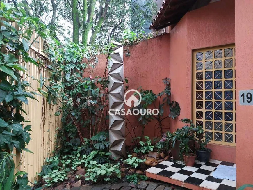 Foto 1 de Casa com 4 Quartos à venda, 283m² em Serra, Belo Horizonte
