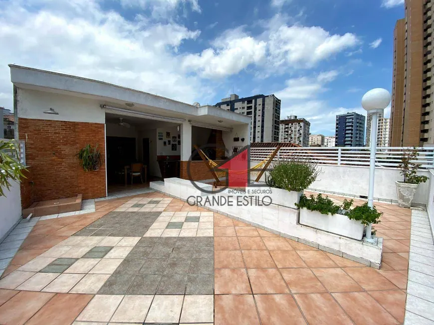 Foto 1 de Casa com 3 Quartos à venda, 259m² em Ponta da Praia, Santos