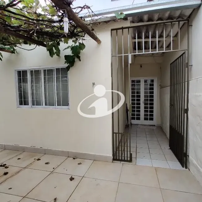 Foto 1 de Casa com 3 Quartos à venda, 240m² em Lidice, Uberlândia