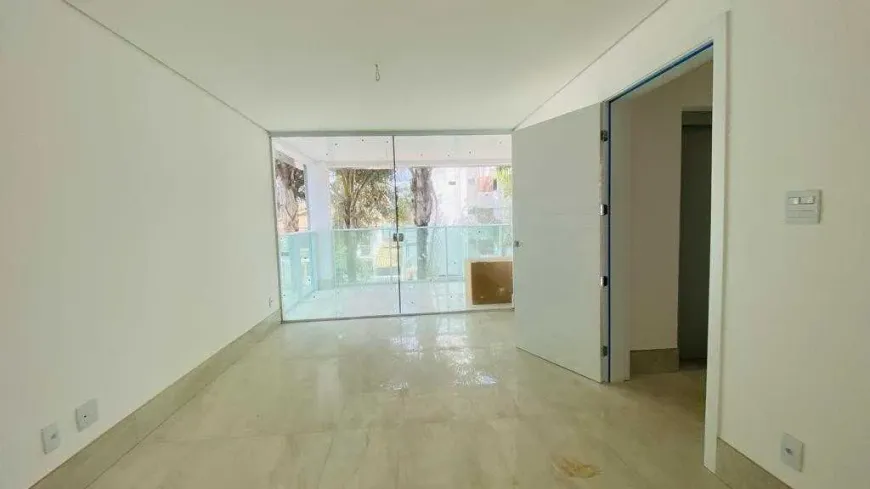 Foto 1 de Apartamento com 4 Quartos à venda, 157m² em Castelo, Belo Horizonte