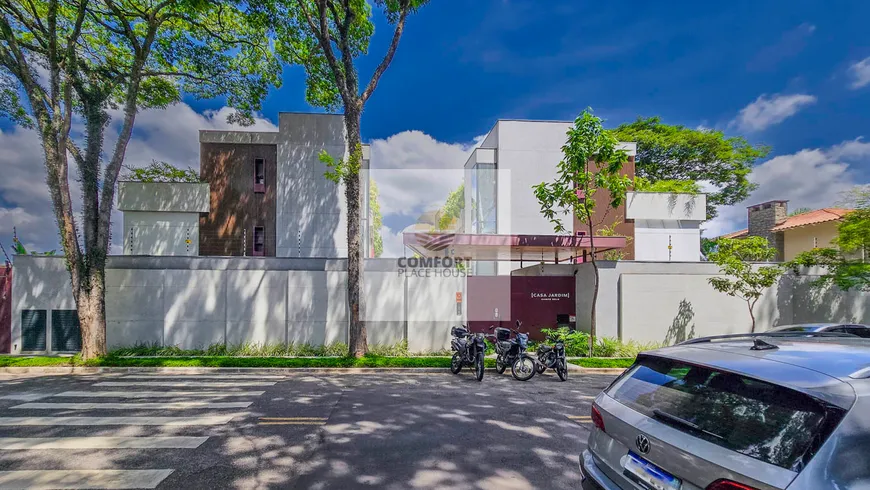 Foto 1 de Casa de Condomínio com 3 Quartos à venda, 550m² em Brooklin, São Paulo