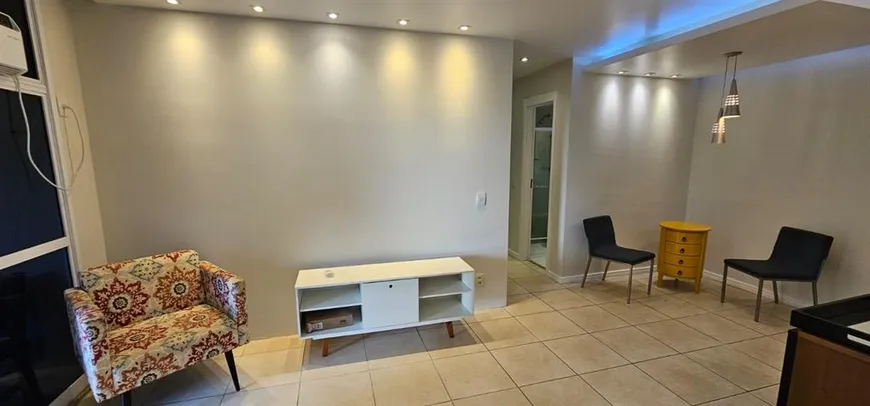 Foto 1 de Apartamento com 2 Quartos à venda, 70m² em Barra da Tijuca, Rio de Janeiro