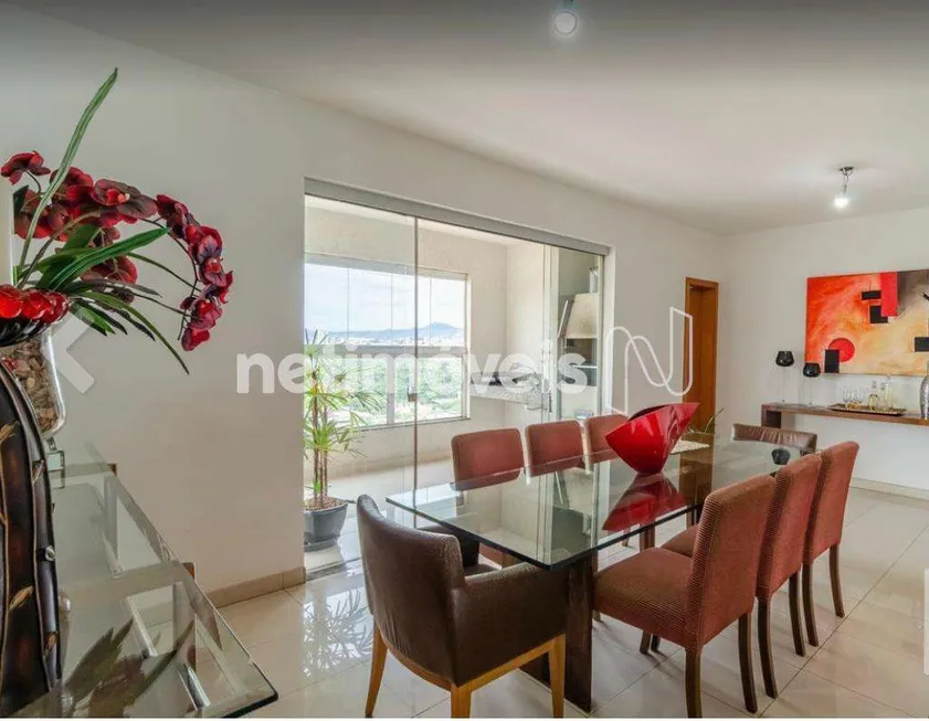 Foto 1 de Apartamento com 4 Quartos à venda, 121m² em Ouro Preto, Belo Horizonte