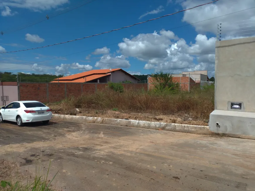 Foto 1 de Lote/Terreno à venda, 300m² em Uruguai, Teresina