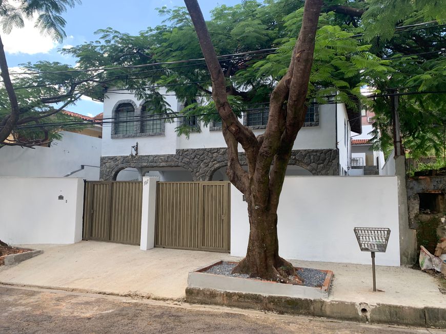 Foto 1 de Casa com 8 Quartos à venda, 600m² em São Bento, Belo Horizonte