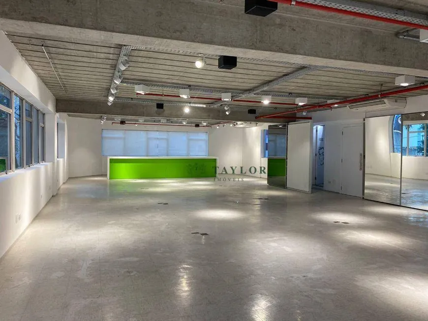 Foto 1 de Sala Comercial para alugar, 196m² em Vila Olímpia, São Paulo