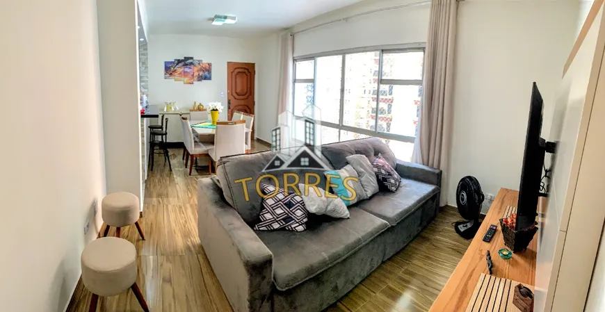 Foto 1 de Apartamento com 4 Quartos à venda, 120m² em Praia das Pitangueiras, Guarujá