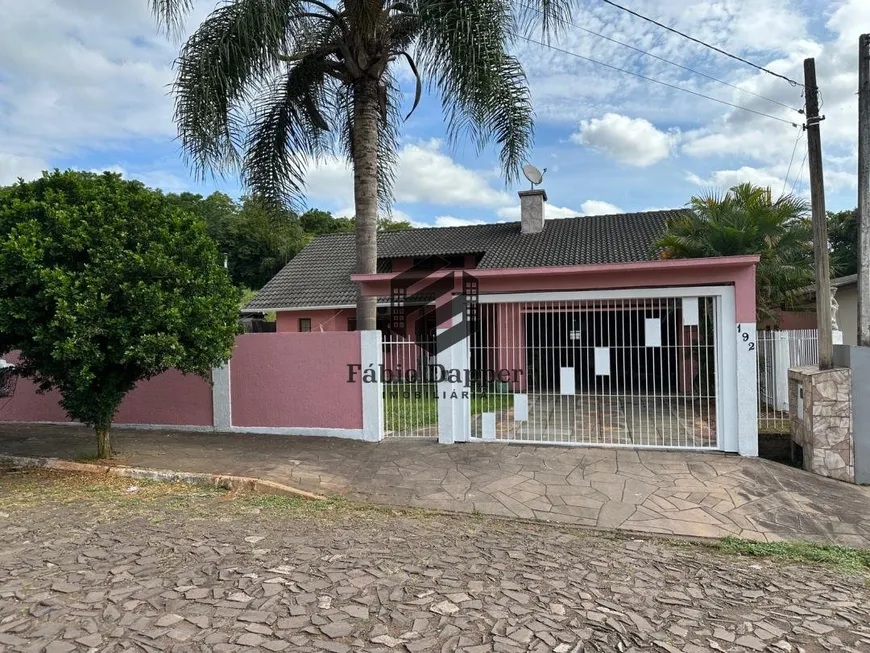 Foto 1 de Casa com 3 Quartos à venda, 144m² em Portal da Serra, Dois Irmãos