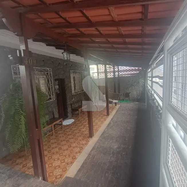 Foto 1 de Casa com 2 Quartos à venda, 360m² em Novo Eldorado, Contagem