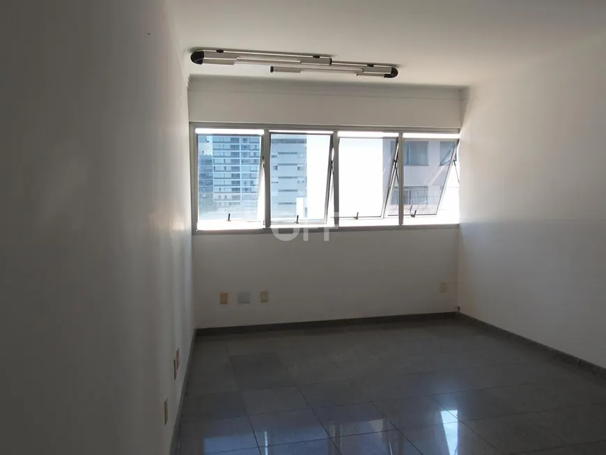 Foto 1 de Sala Comercial com 1 Quarto para venda ou aluguel, 94m² em Centro, Campinas