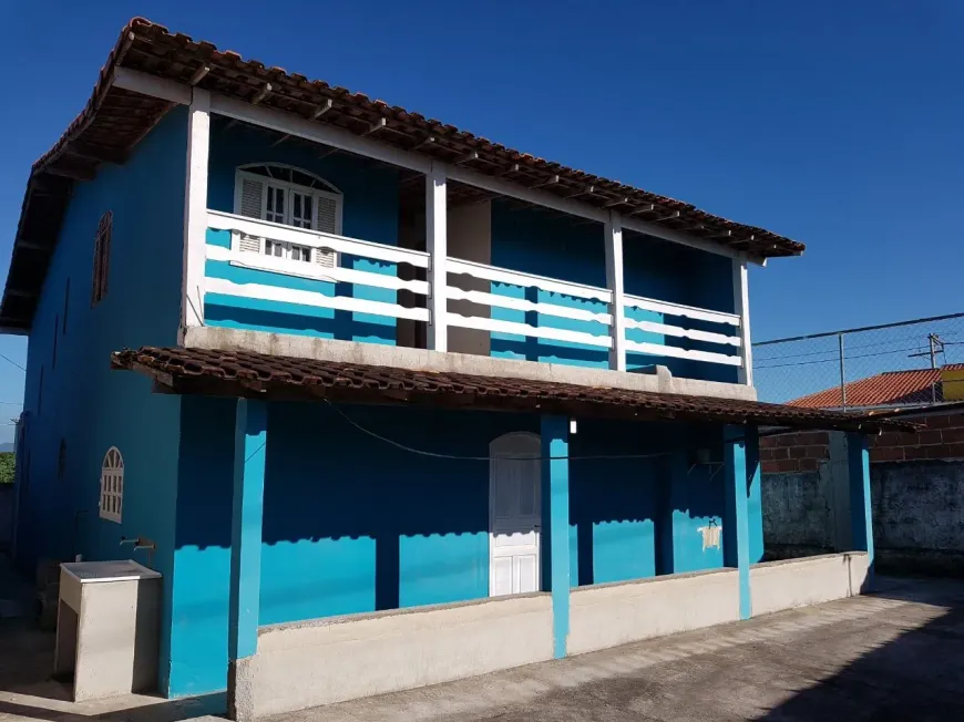 Foto 1 de Casa de Condomínio com 4 Quartos à venda, 241m² em Outeiro, Araruama