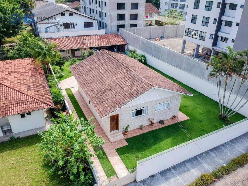 Foto 1 de Casa com 3 Quartos à venda, 210m² em Boa Vista, Blumenau