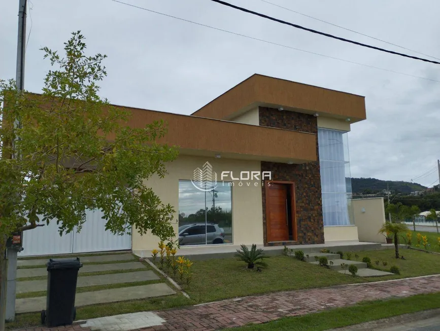 Foto 1 de Casa de Condomínio com 3 Quartos à venda, 191m² em Flamengo, Maricá