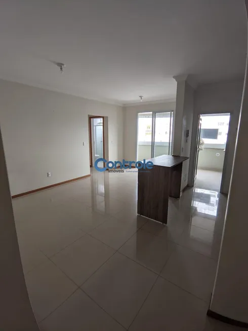 Foto 1 de Apartamento com 2 Quartos à venda, 80m² em Barreiros, São José