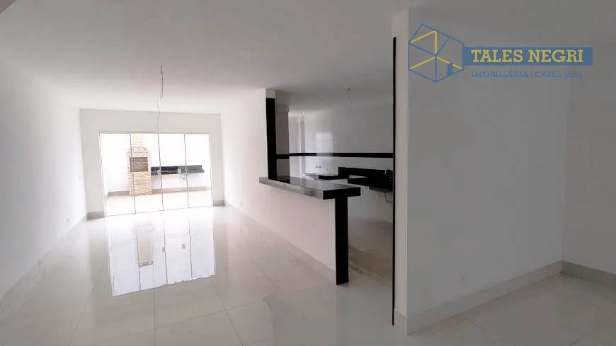 Foto 1 de Casa com 4 Quartos à venda, 200m² em Jardim Camburi, Vitória