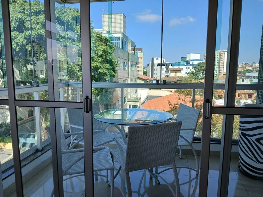Foto 1 de Apartamento com 4 Quartos para alugar, 145m² em Castelo, Belo Horizonte