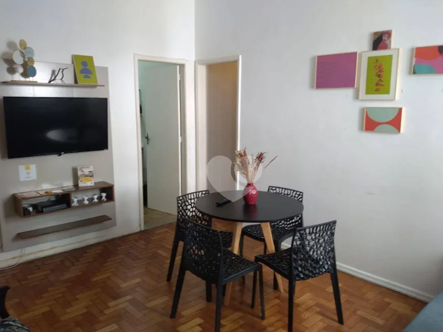 Foto 1 de Apartamento com 3 Quartos à venda, 81m² em Copacabana, Rio de Janeiro