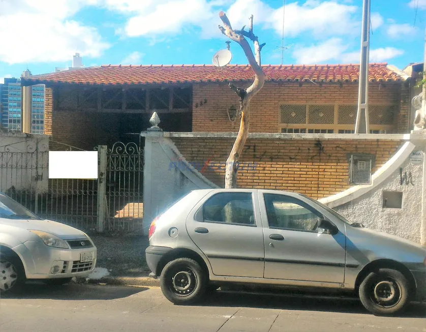 Foto 1 de Casa com 8 Quartos à venda, 318m² em Vila Itapura, Campinas