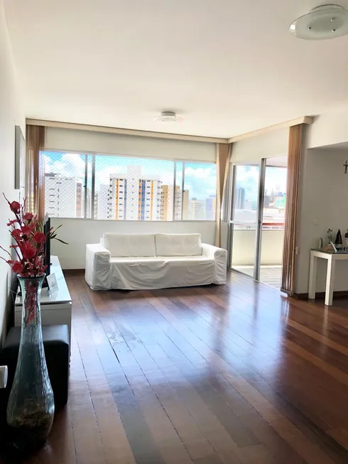 Foto 1 de Apartamento com 4 Quartos à venda, 218m² em Espinheiro, Recife