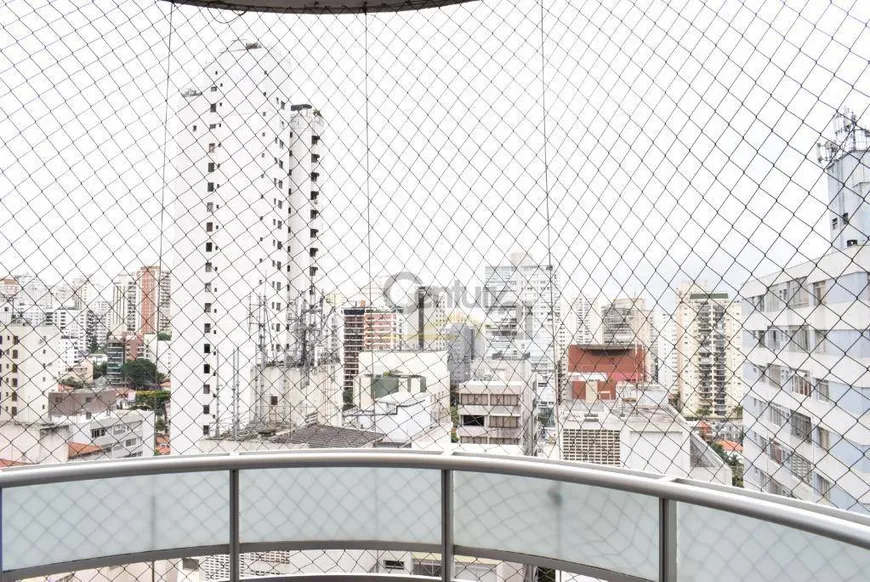 Foto 1 de Cobertura com 3 Quartos à venda, 280m² em Higienópolis, São Paulo