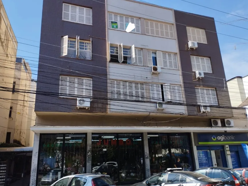 Foto 1 de Apartamento com 3 Quartos à venda, 91m² em Floresta, Porto Alegre