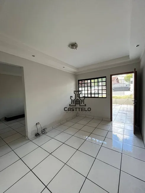 Foto 1 de Casa com 2 Quartos à venda, 80m² em Jardim Atlanta, Londrina