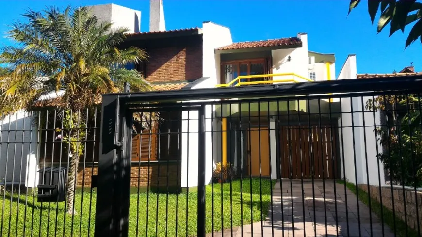 Foto 1 de Casa com 3 Quartos à venda, 267m² em Jardim Isabel, Porto Alegre