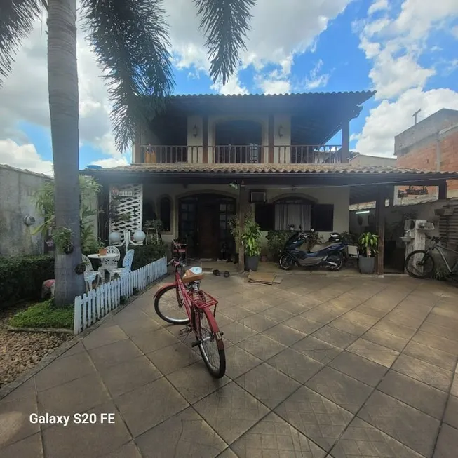 Foto 1 de Casa com 2 Quartos à venda, 245m² em Jardim da Viga, Nova Iguaçu