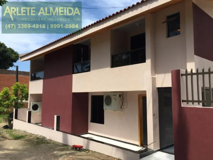 Foto 1 de Casa com 7 Quartos à venda, 200m² em Centro, Porto Belo