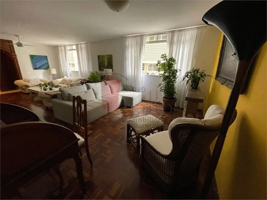 Foto 1 de Apartamento com 3 Quartos à venda, 272m² em Higienópolis, São Paulo