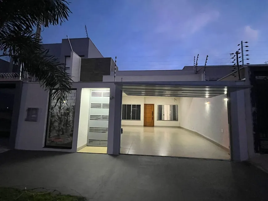 Foto 1 de Casa com 3 Quartos à venda, 139m² em Bom Jardim, Maringá