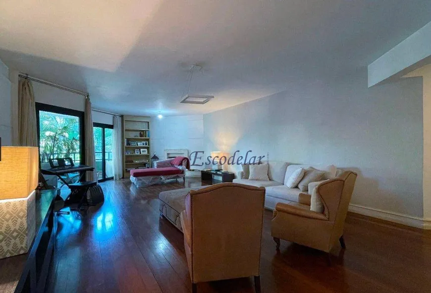 Foto 1 de Apartamento com 3 Quartos para alugar, 227m² em Paineiras do Morumbi, São Paulo