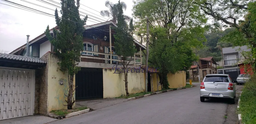 Foto 1 de Casa com 3 Quartos à venda, 260m² em Samambaia, Mairiporã