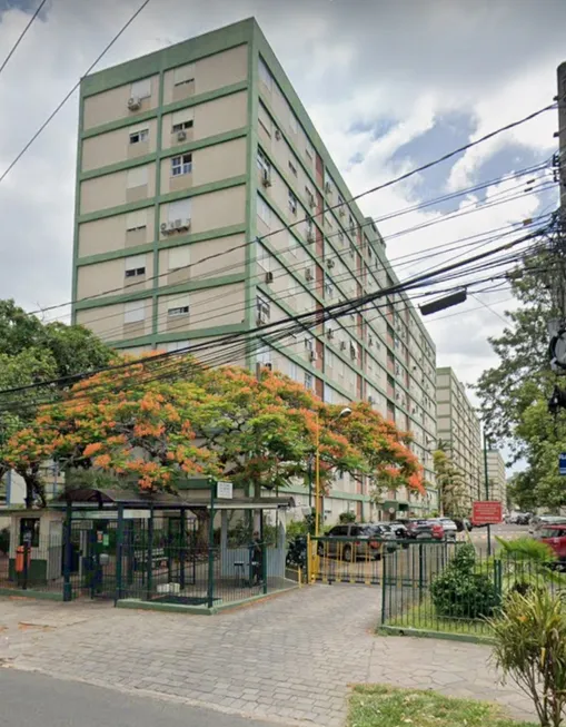 Foto 1 de Apartamento com 3 Quartos à venda, 67m² em Jardim Botânico, Porto Alegre