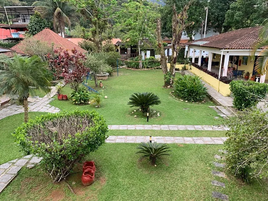 Foto 1 de Imóvel Comercial com 20 Quartos à venda, 2000m² em Centro, Guapimirim