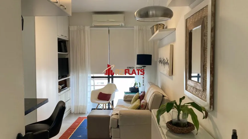 Foto 1 de Flat com 1 Quarto para alugar, 35m² em Moema, São Paulo