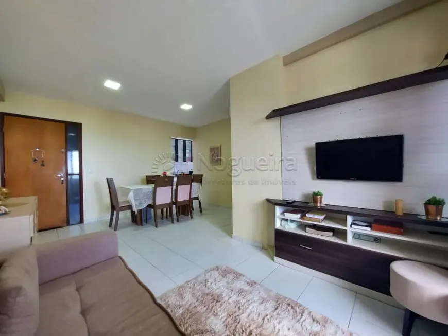 Foto 1 de Apartamento com 3 Quartos à venda, 83m² em Rio Doce, Olinda