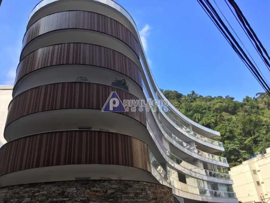 Foto 1 de Apartamento com 3 Quartos à venda, 179m² em Lagoa, Rio de Janeiro