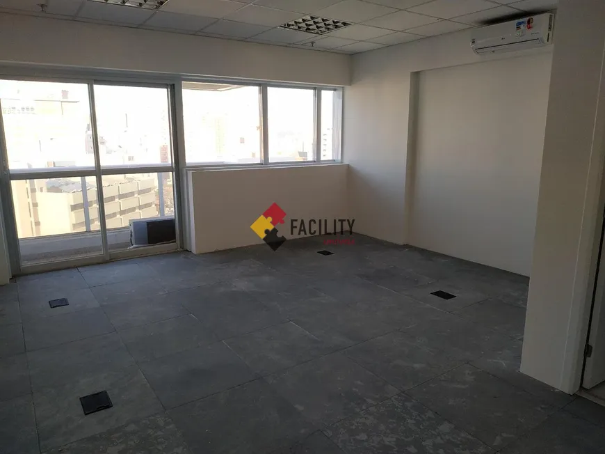 Foto 1 de Sala Comercial com 1 Quarto para alugar, 40m² em Centro, Campinas