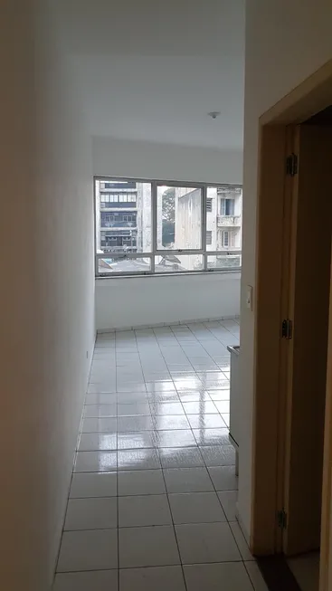 Foto 1 de Kitnet com 1 Quarto para alugar, 20m² em República, São Paulo
