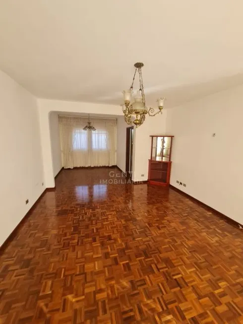 Foto 1 de Casa com 4 Quartos à venda, 208m² em San Remo, Londrina