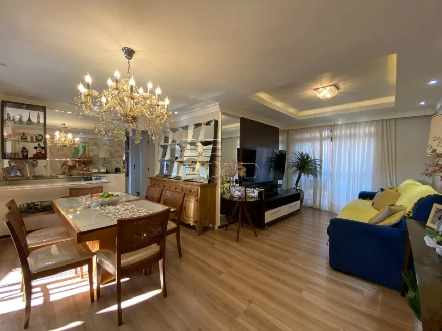 Foto 1 de Apartamento com 4 Quartos à venda, 143m² em Kobrasol, São José