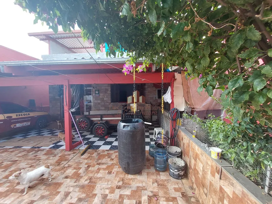 Foto 1 de Casa com 2 Quartos à venda, 267m² em Sapucaia II, Contagem