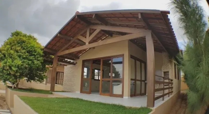 Foto 1 de Casa de Condomínio com 3 Quartos à venda, 115m² em Alpes Suicos, Gravatá