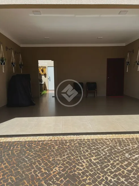 Foto 1 de Casa com 3 Quartos à venda, 153m² em Residencial Solar dos Ataídes 2 Etapa , Rio Verde