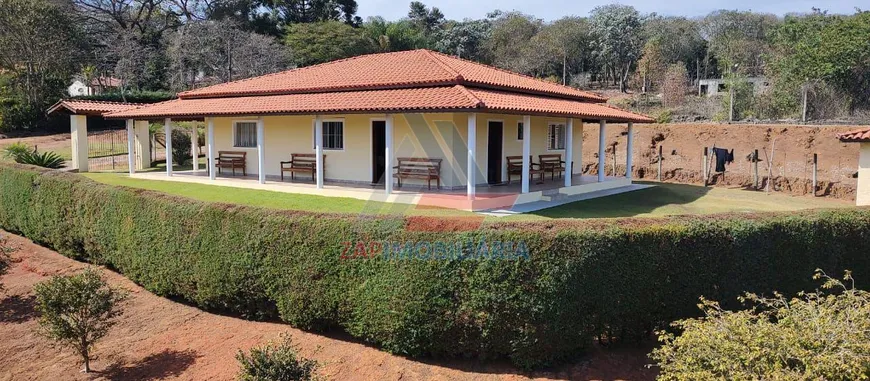 Foto 1 de Fazenda/Sítio com 3 Quartos à venda, 200m² em Zona Rural, Vargem