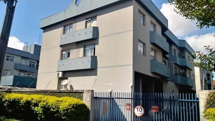 Foto 1 de Apartamento com 3 Quartos para alugar, 60m² em Uberaba, Curitiba