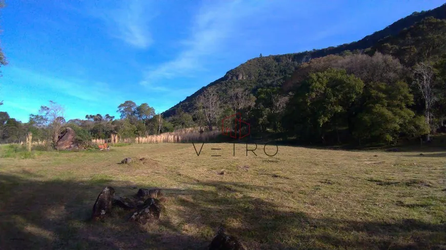 Foto 1 de Fazenda/Sítio com 8 Quartos à venda, 200m² em Eugênio Ferreira, Canela