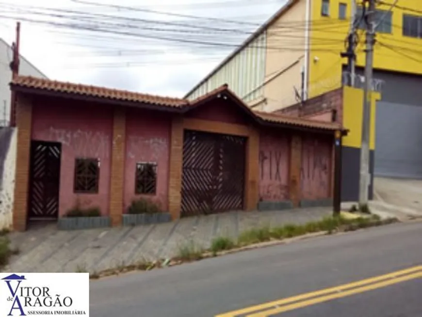 Foto 1 de Sobrado com 3 Quartos à venda, 180m² em Furnas, São Paulo