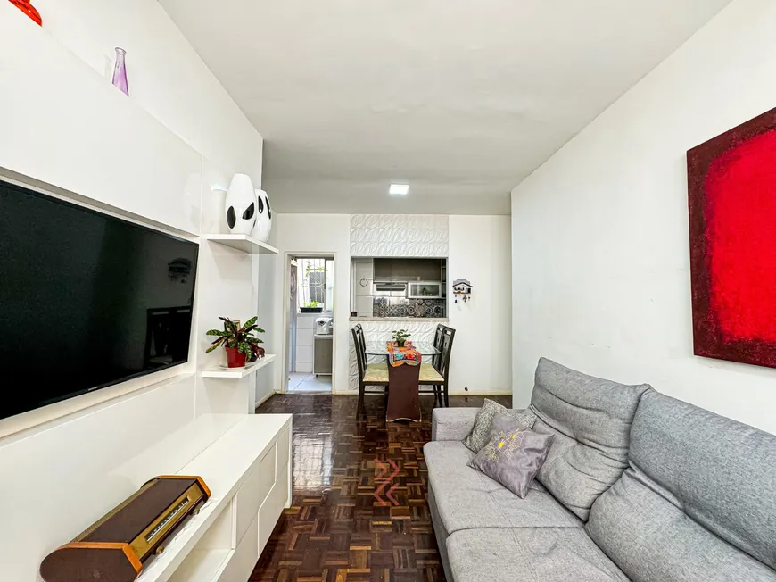 Foto 1 de Apartamento com 2 Quartos à venda, 70m² em Itapuã, Vila Velha
